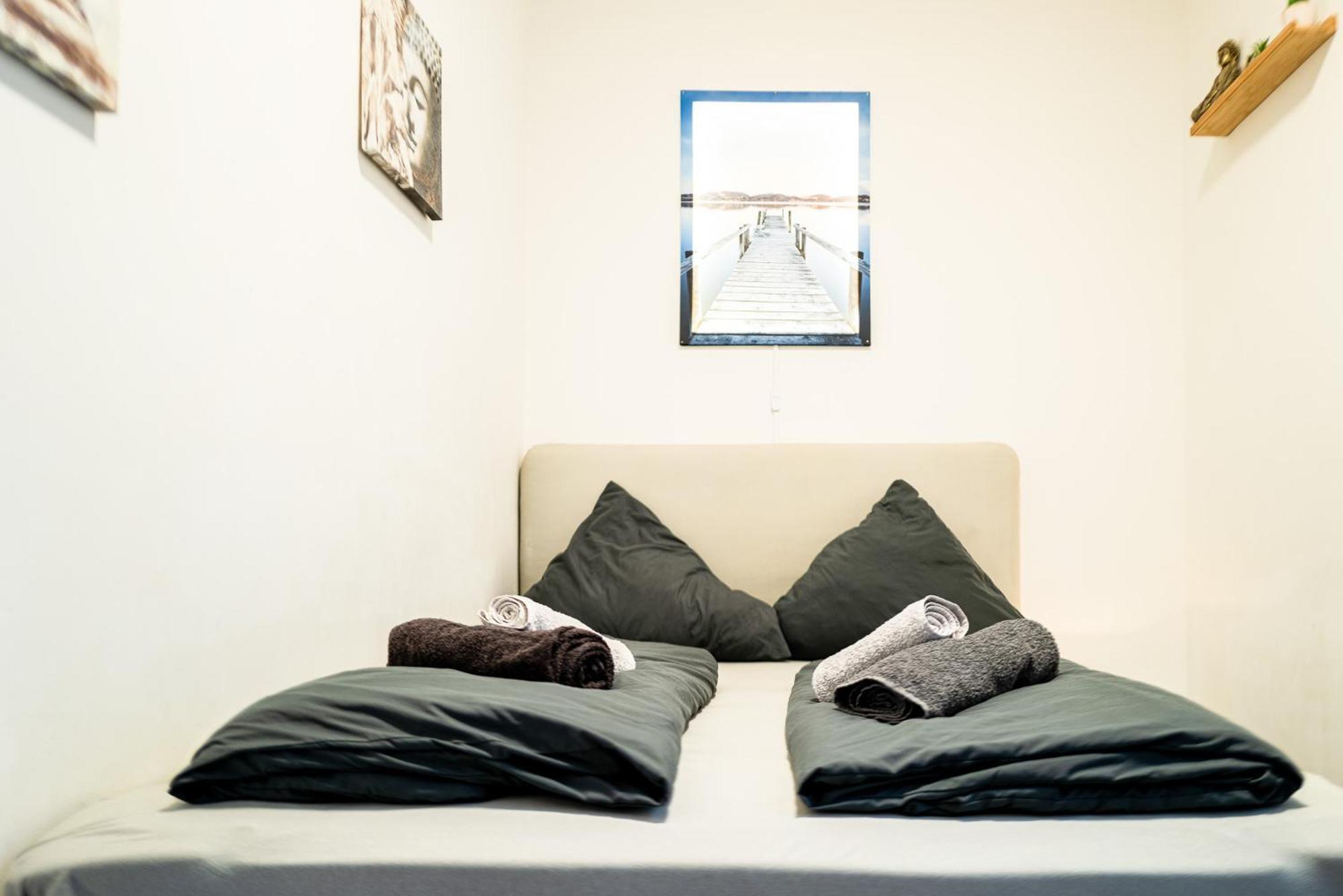 #221 Moderne City Wohnung Im Herzen Von Neuss Bagian luar foto